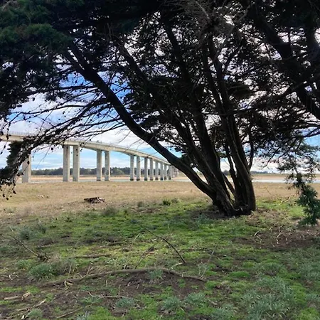 Maisonnette Pres De La Pour 6 Pers. - Fr-1-823-119 *