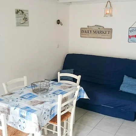 Maisonnette Pres De La Pour 6 Pers. - Fr-1-823-119 Barbatre