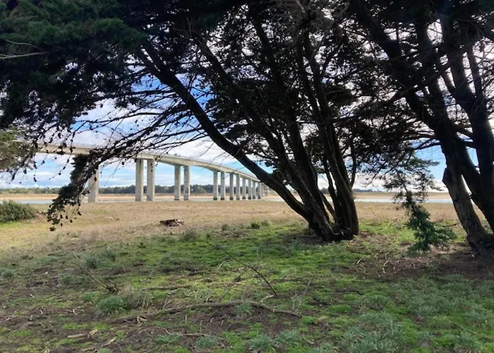 Maisonnette Pres De La Pour 6 Pers. - Fr-1-823-119 *