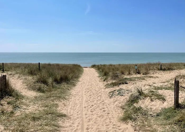 Maisonnette Pres De La Pour 6 Pers. - Fr-1-823-119 Barbatre