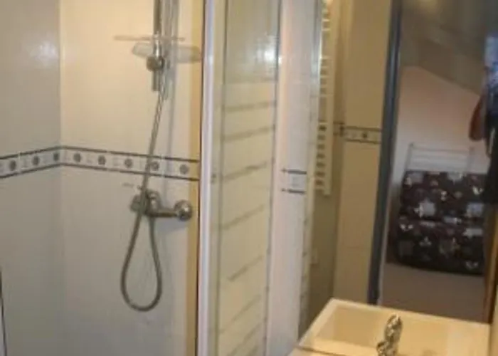 Maisonnette Pres De La Pour 6 Pers. - Fr-1-823-119 度假居